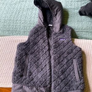 Cozy Patagonia reversible vest!